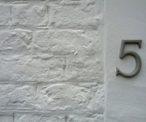 House number - 5